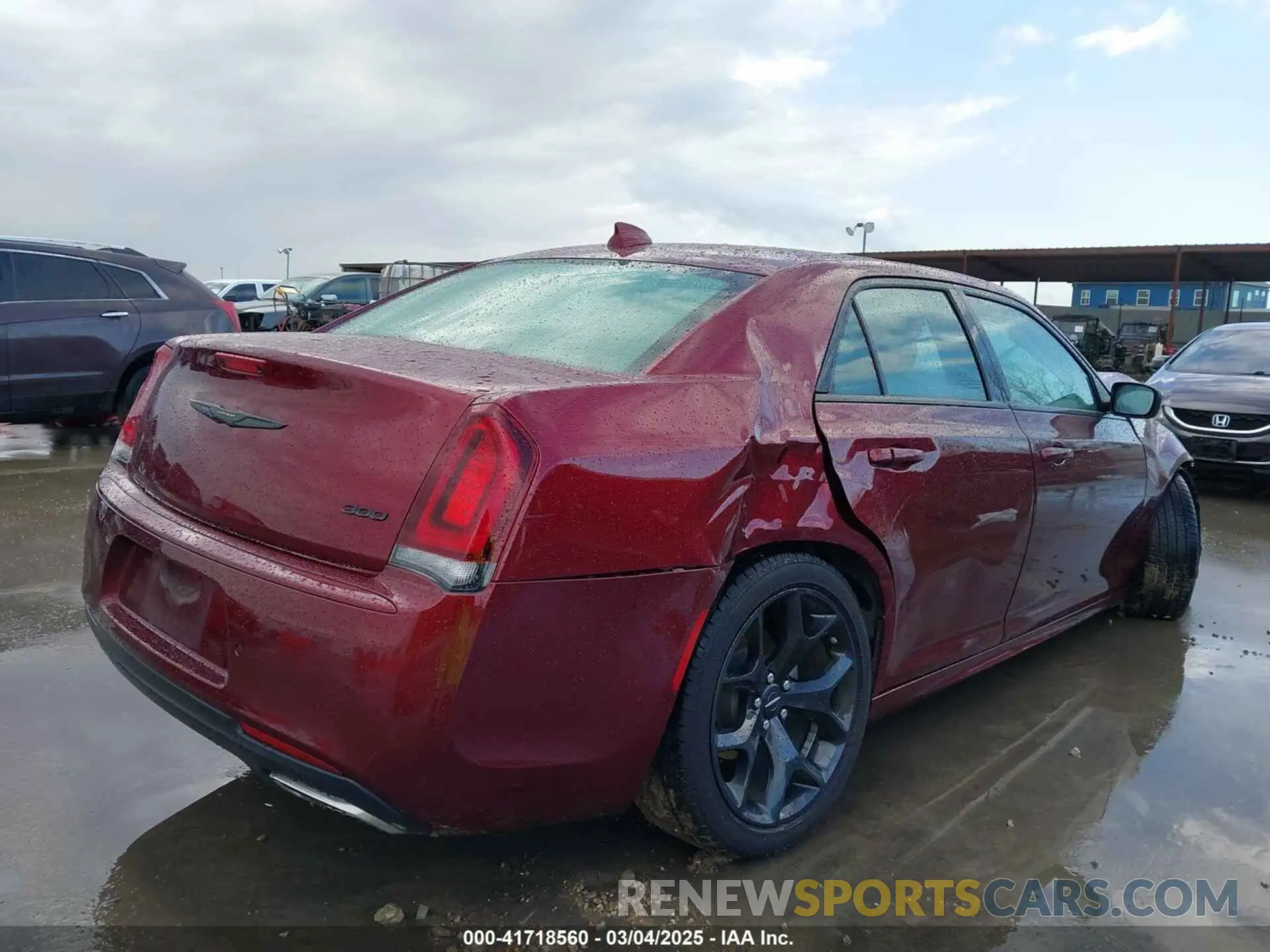 17 Photograph of a damaged car 2C3CCADG0NH221834 CHRYSLER 300 2022