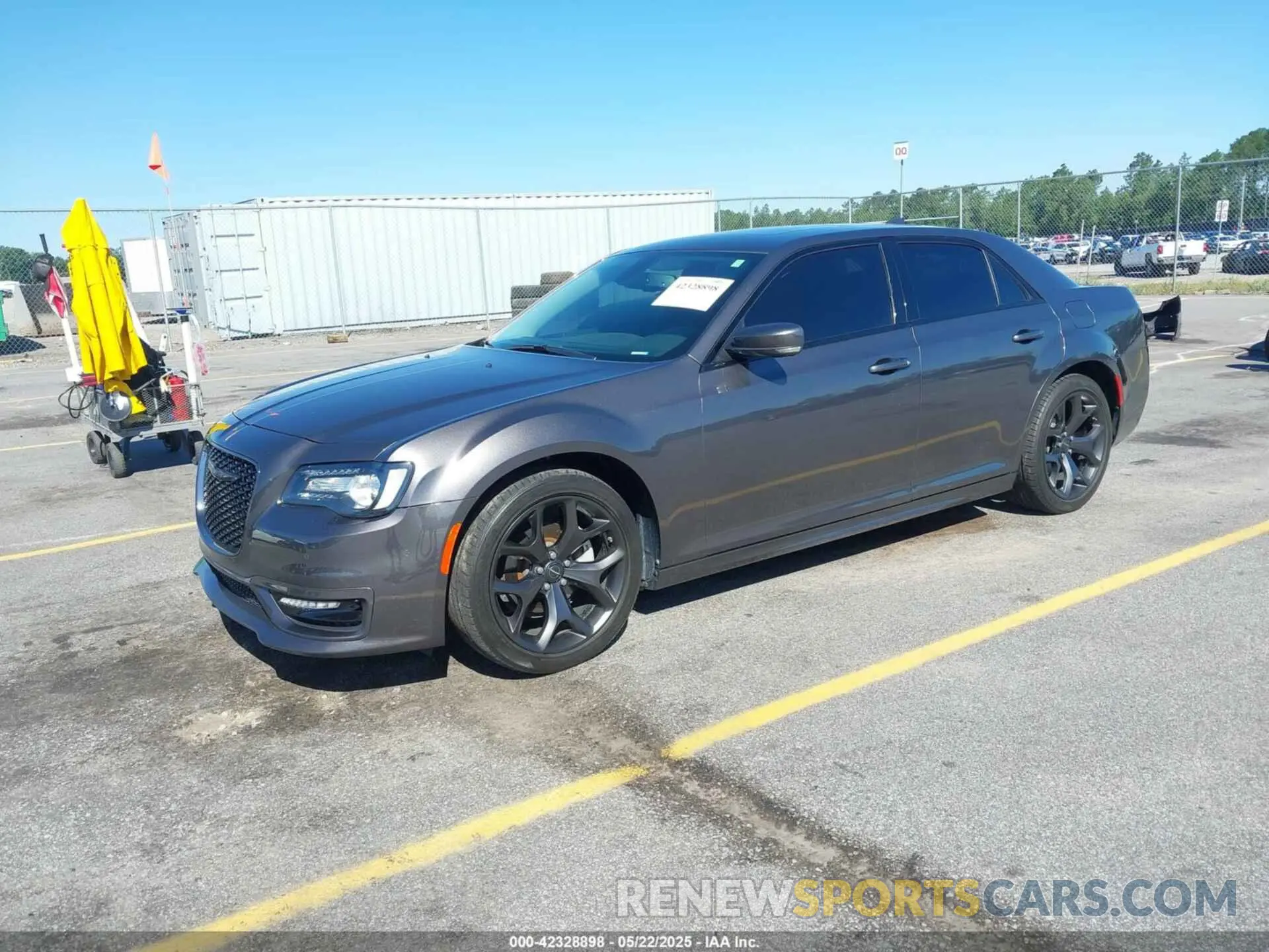 2 Photograph of a damaged car 2C3CCADG1NH225925 CHRYSLER 300 2022