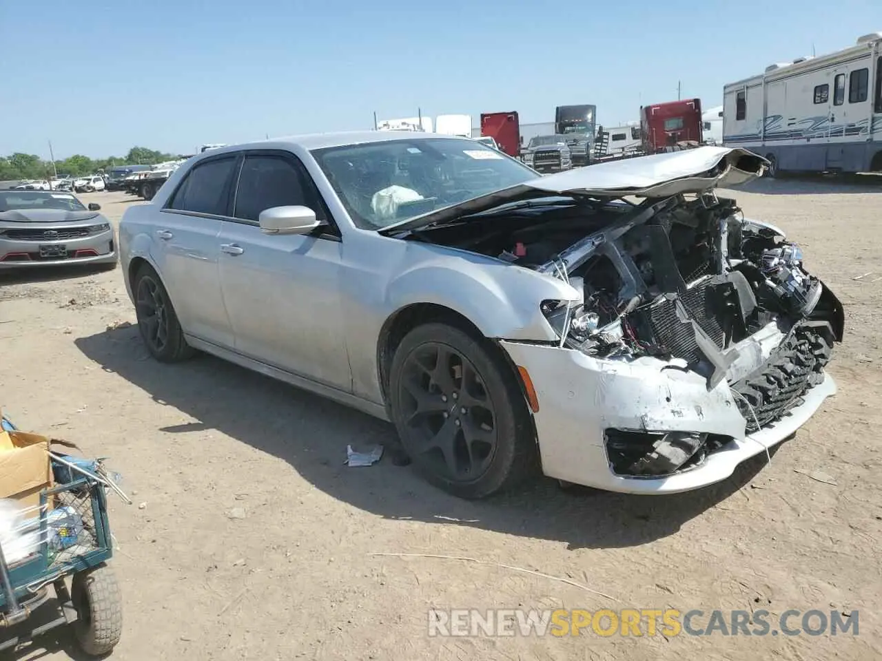 4 Photograph of a damaged car 2C3CCADG6NH170906 CHRYSLER 300 2022