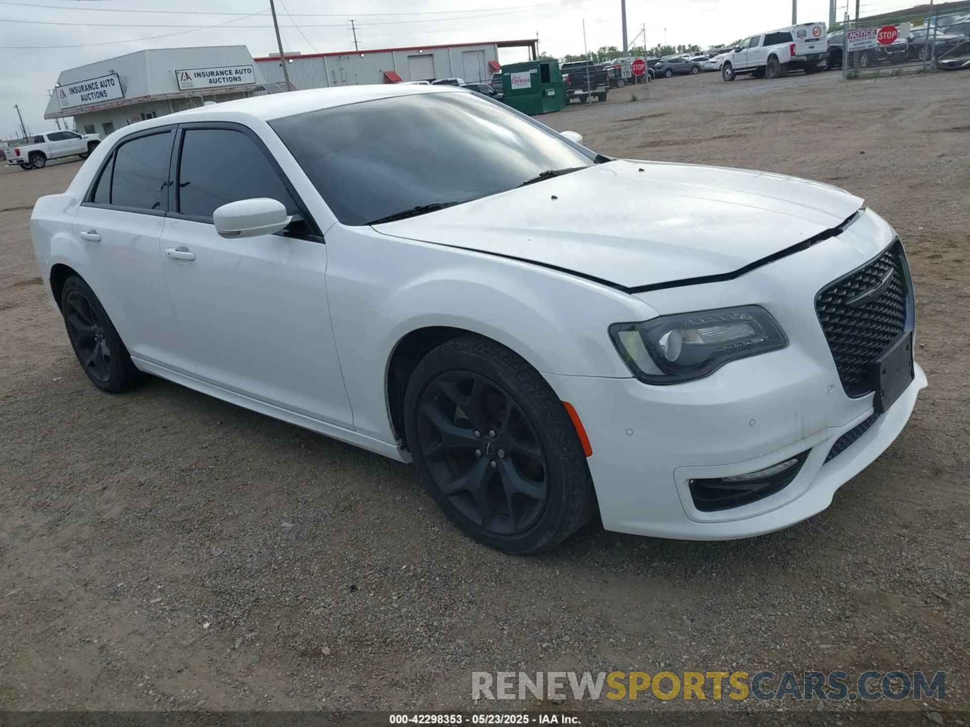 1 Photograph of a damaged car 2C3CCADG8NH134389 CHRYSLER 300 2022