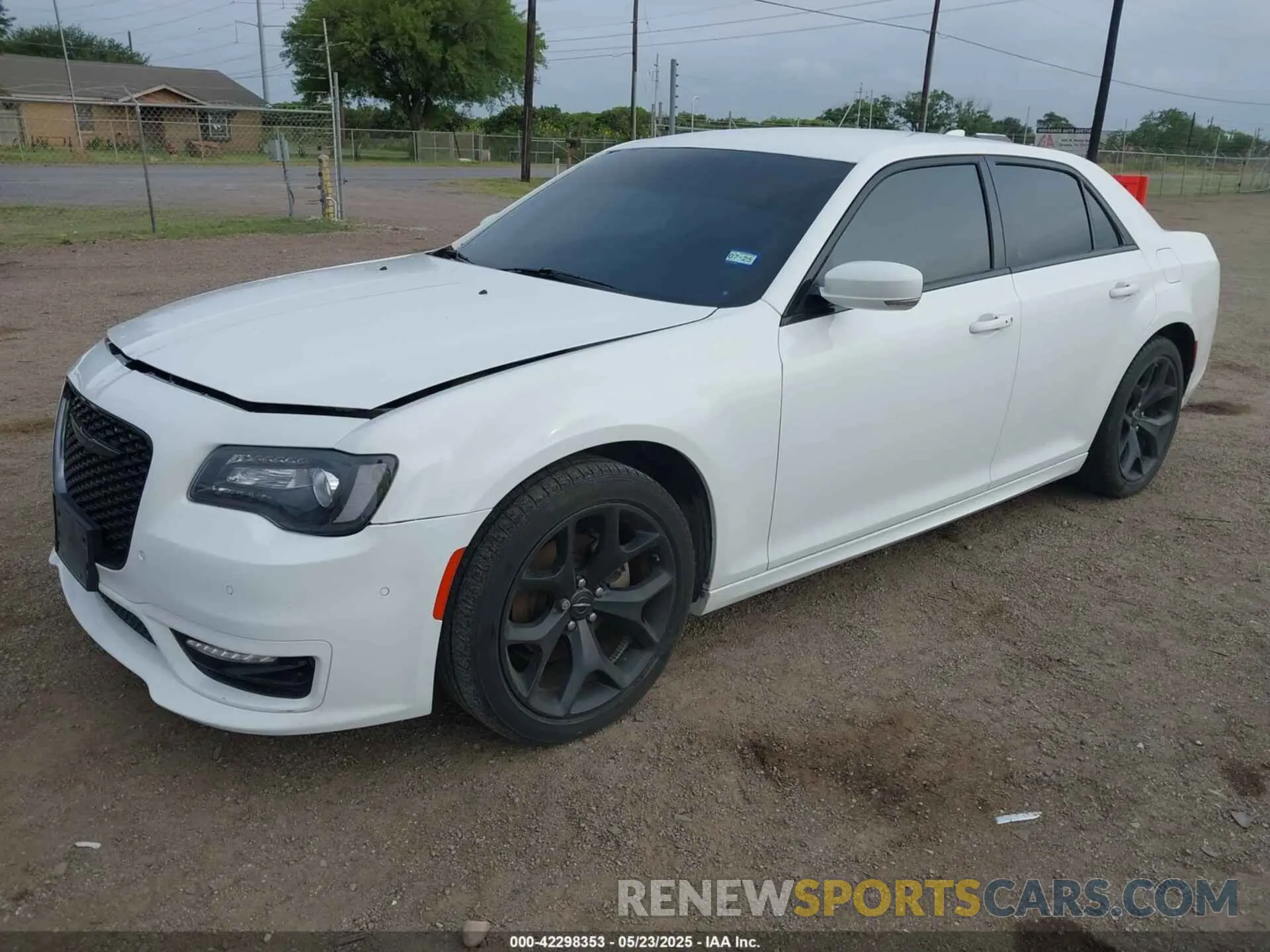 2 Photograph of a damaged car 2C3CCADG8NH134389 CHRYSLER 300 2022