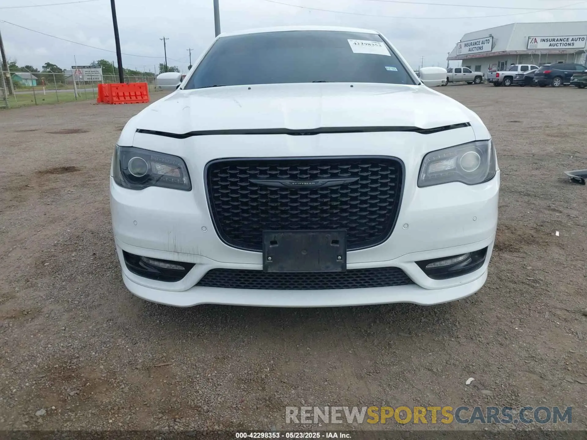 6 Photograph of a damaged car 2C3CCADG8NH134389 CHRYSLER 300 2022