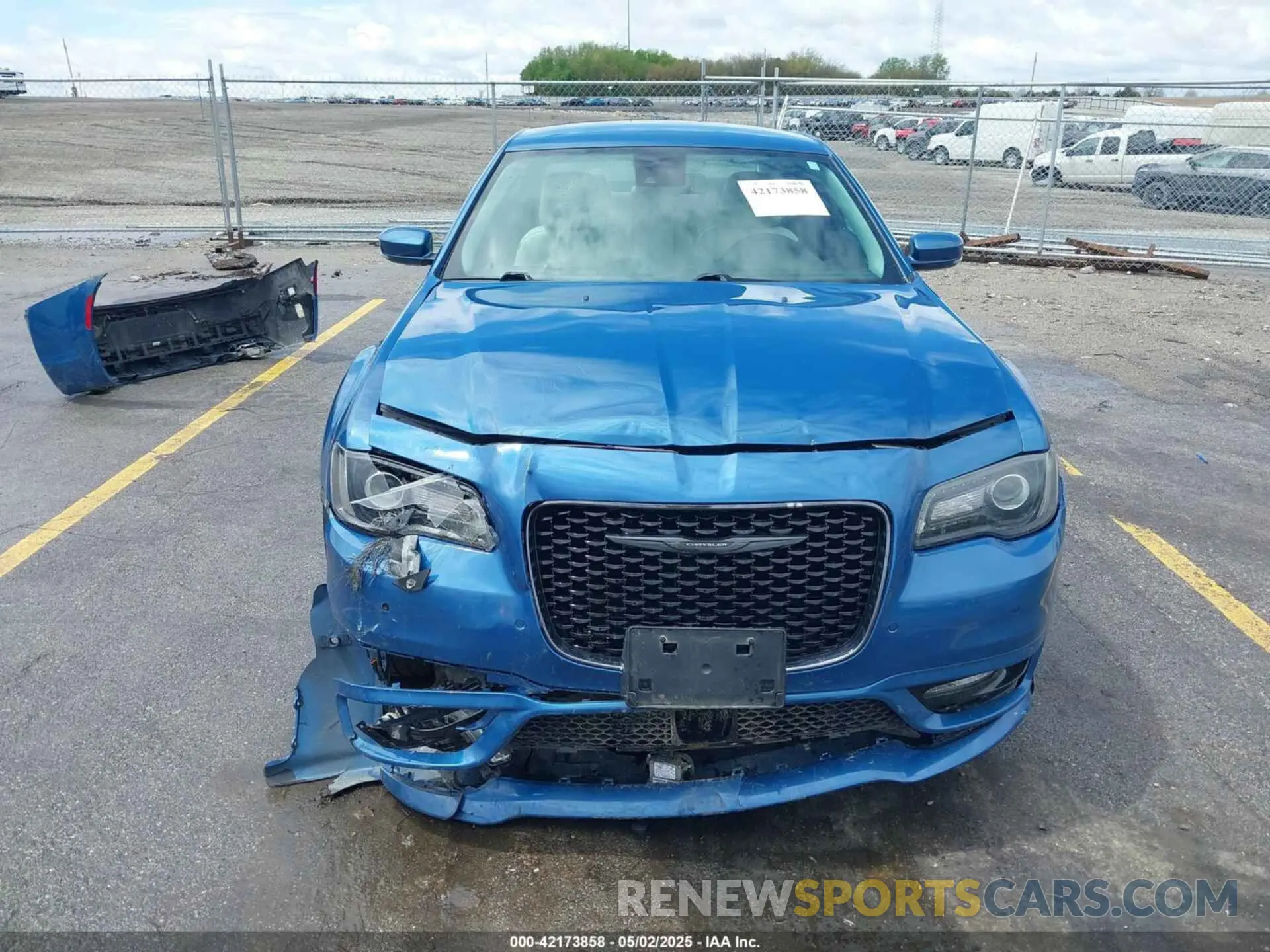 13 Photograph of a damaged car 2C3CCASG7NH134595 CHRYSLER 300 2022