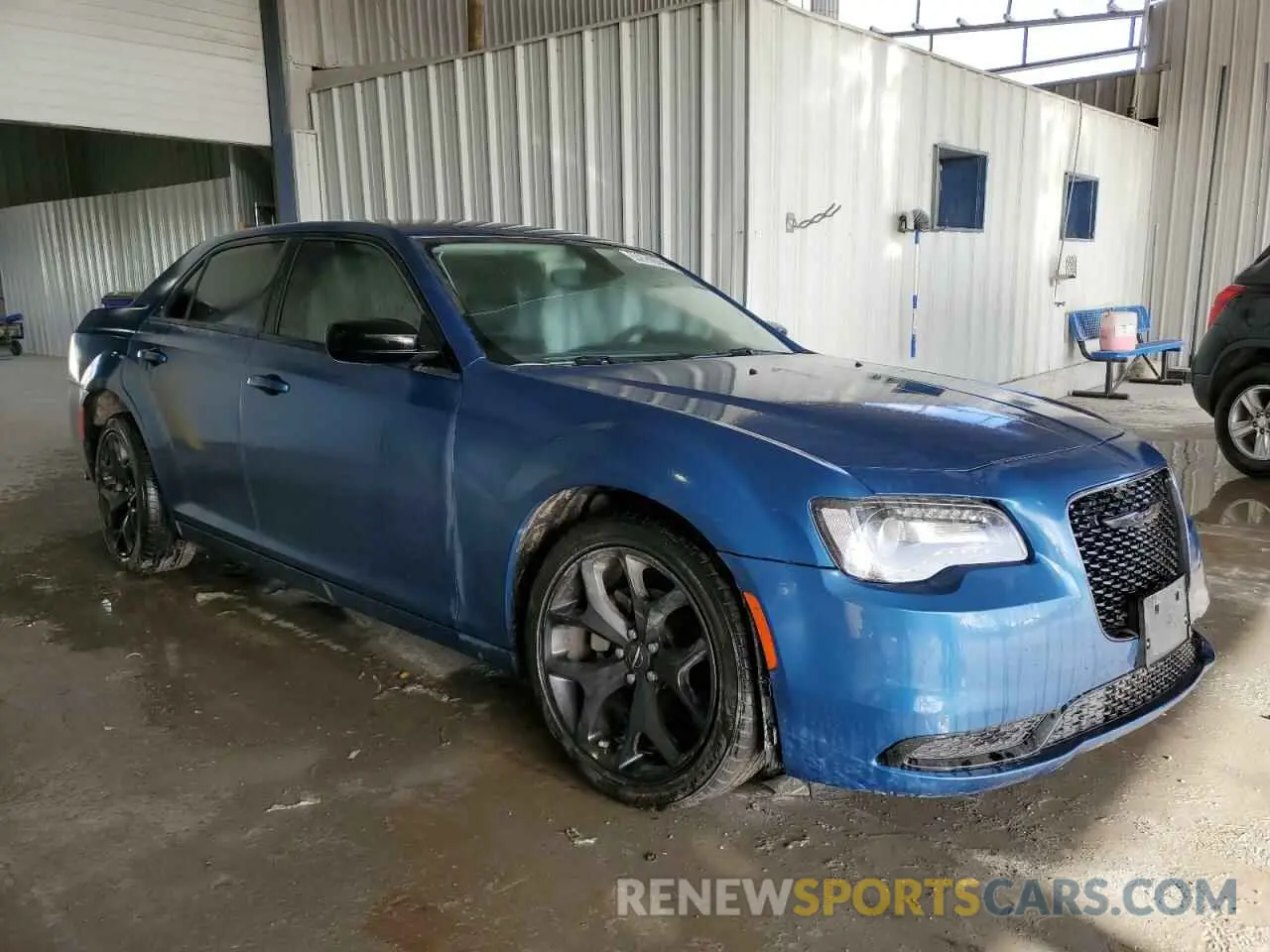 4 Photograph of a damaged car 2C3CCAAG0PH633016 CHRYSLER 300 2023