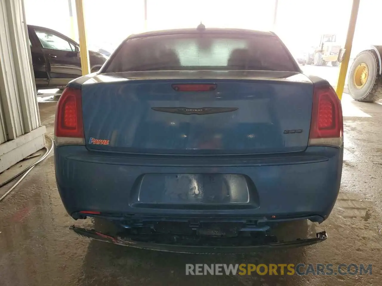 6 Photograph of a damaged car 2C3CCAAG0PH633016 CHRYSLER 300 2023