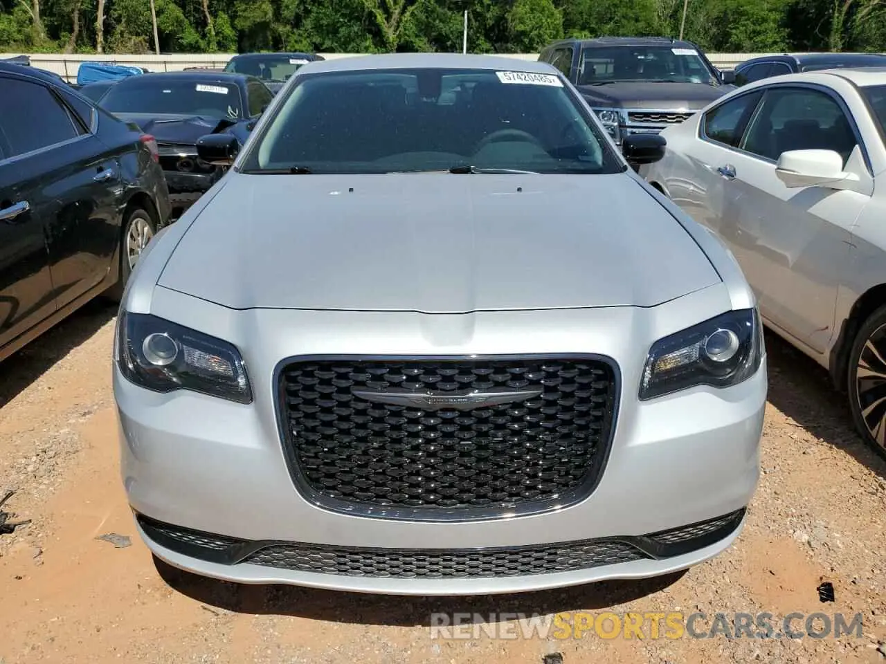 5 Photograph of a damaged car 2C3CCAAG1PH548914 CHRYSLER 300 2023