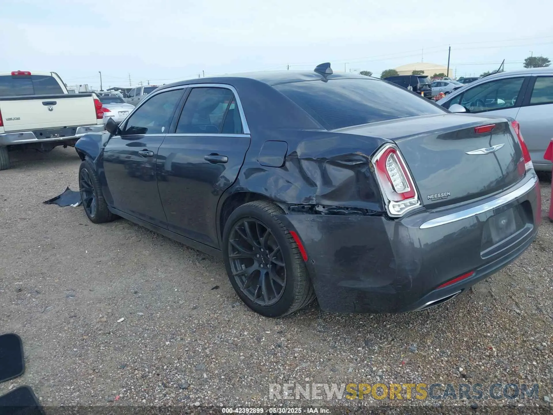 3 Photograph of a damaged car 2C3CCAAG3PH684140 CHRYSLER 300 2023