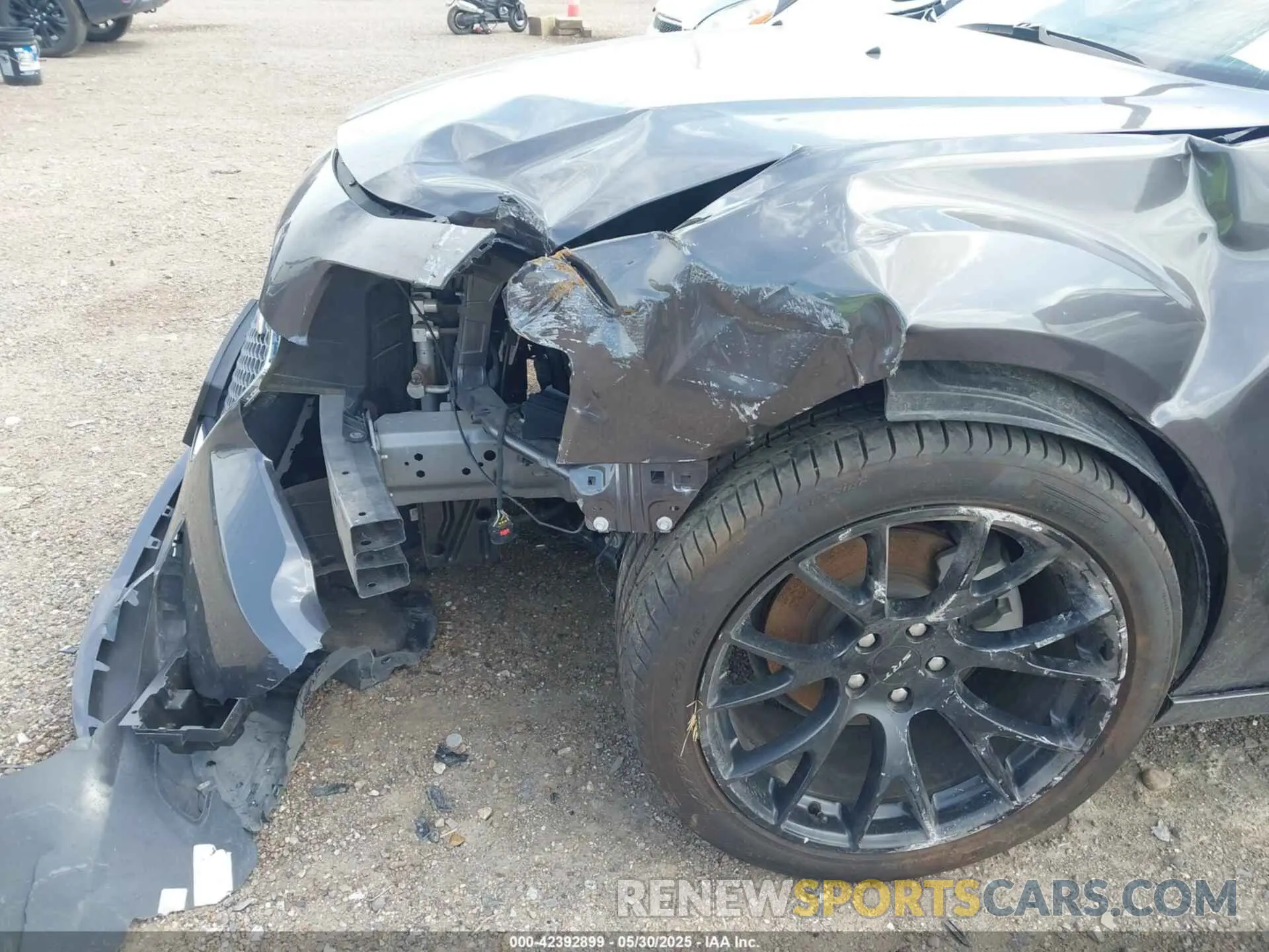6 Photograph of a damaged car 2C3CCAAG3PH684140 CHRYSLER 300 2023