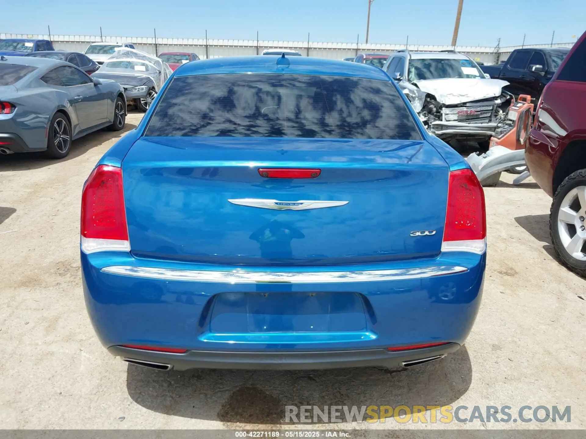 17 Photograph of a damaged car 2C3CCAAG4PH685409 CHRYSLER 300 2023