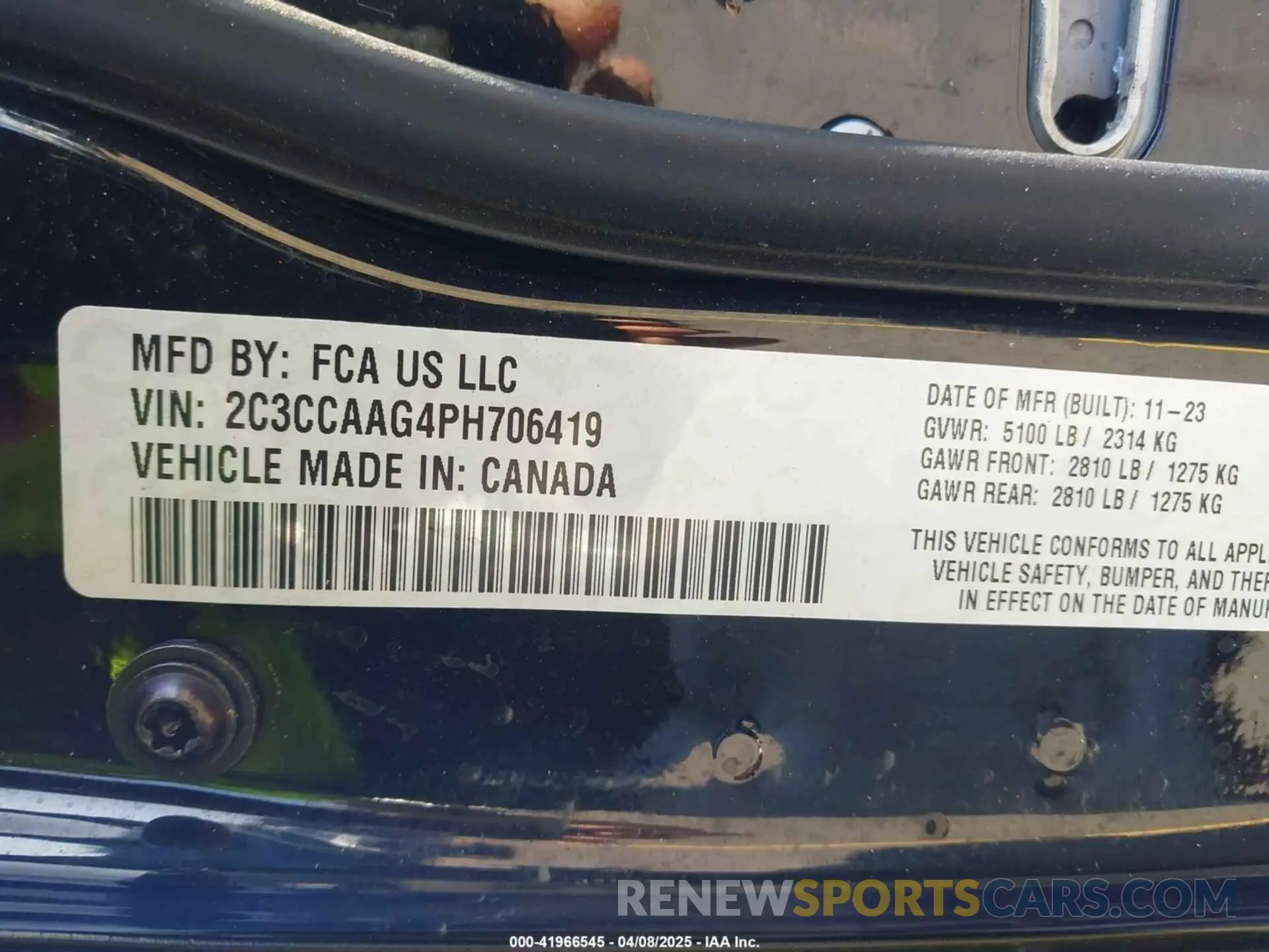 9 Photograph of a damaged car 2C3CCAAG4PH706419 CHRYSLER 300 2023