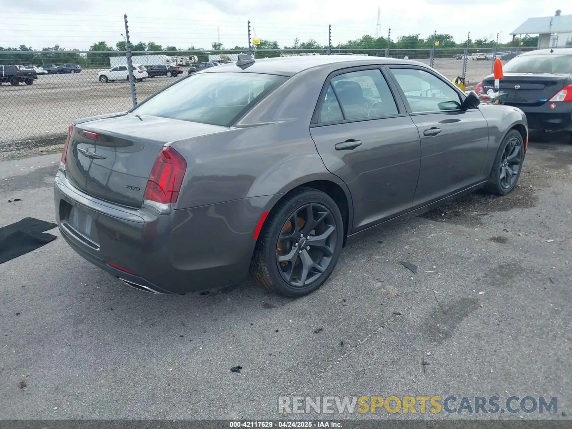 4 Photograph of a damaged car 2C3CCAAG5PH548947 CHRYSLER 300 2023