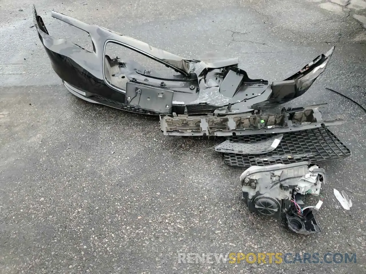 14 Photograph of a damaged car 2C3CCAAG5PH556241 CHRYSLER 300 2023