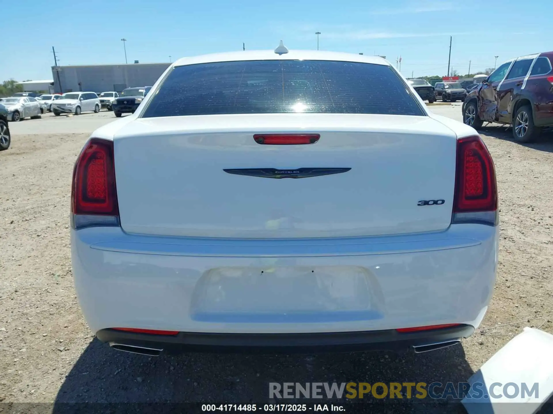 17 Photograph of a damaged car 2C3CCAAGXPH664953 CHRYSLER 300 2023