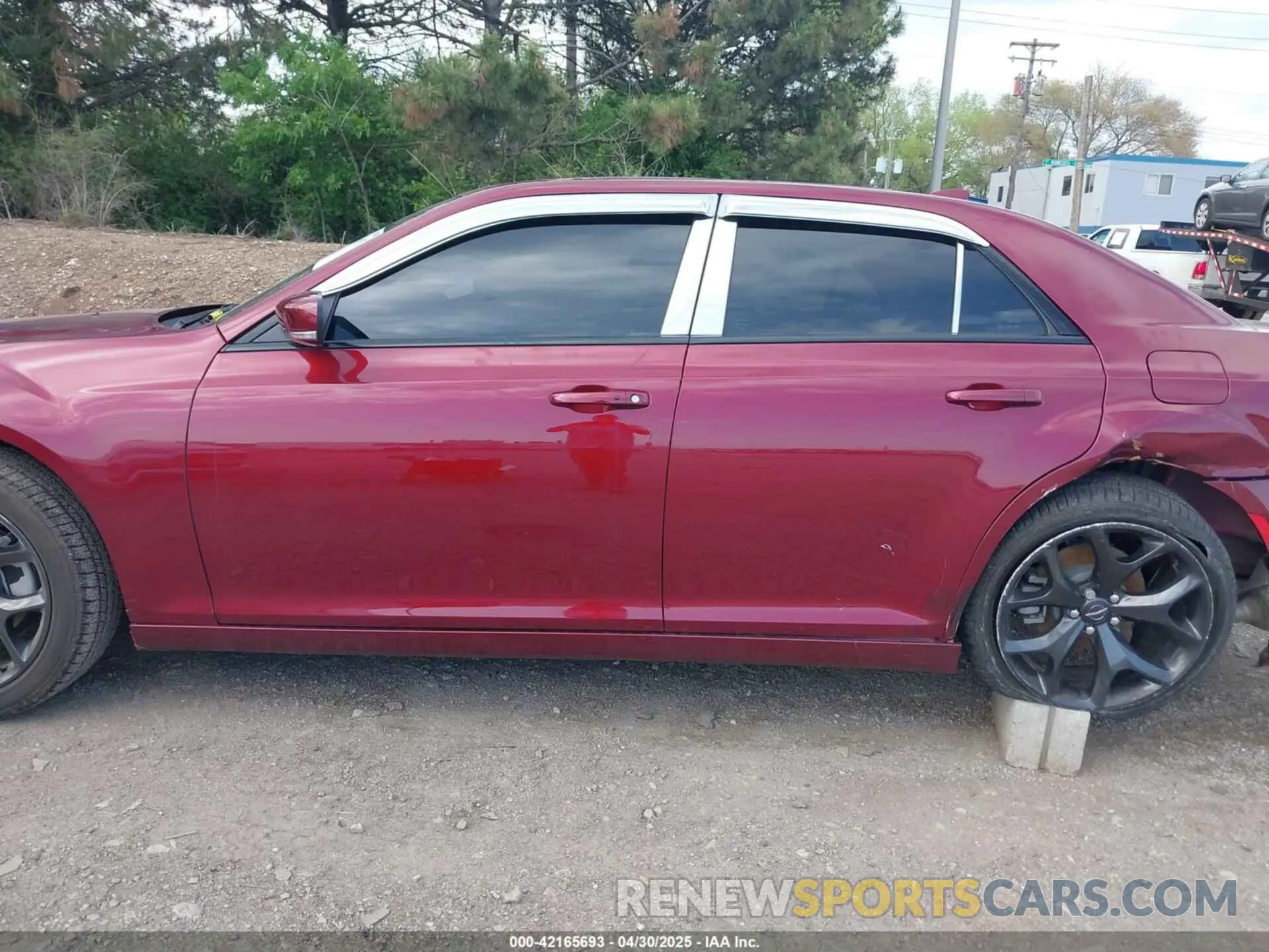 14 Photograph of a damaged car 2C3CCABG0PH538258 CHRYSLER 300 2023