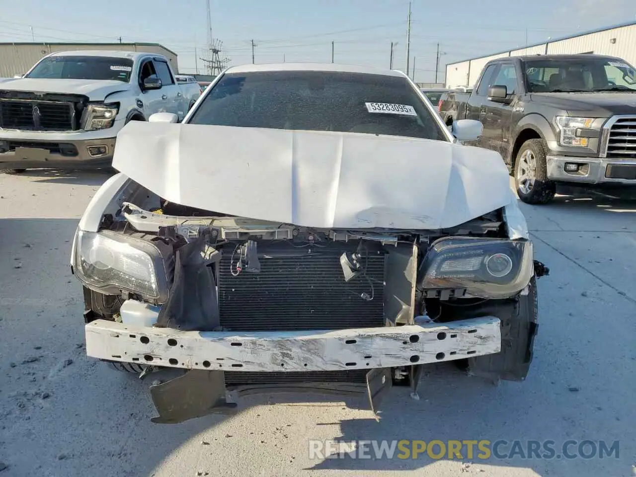 5 Photograph of a damaged car 2C3CCABG0PH613850 CHRYSLER 300 2023