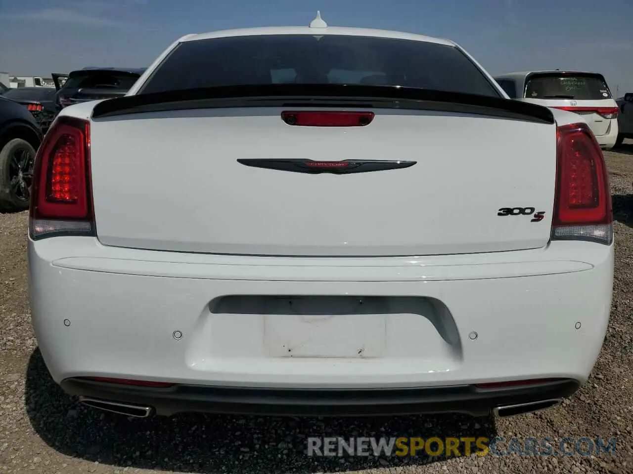 6 Photograph of a damaged car 2C3CCABG1PH605062 CHRYSLER 300 2023