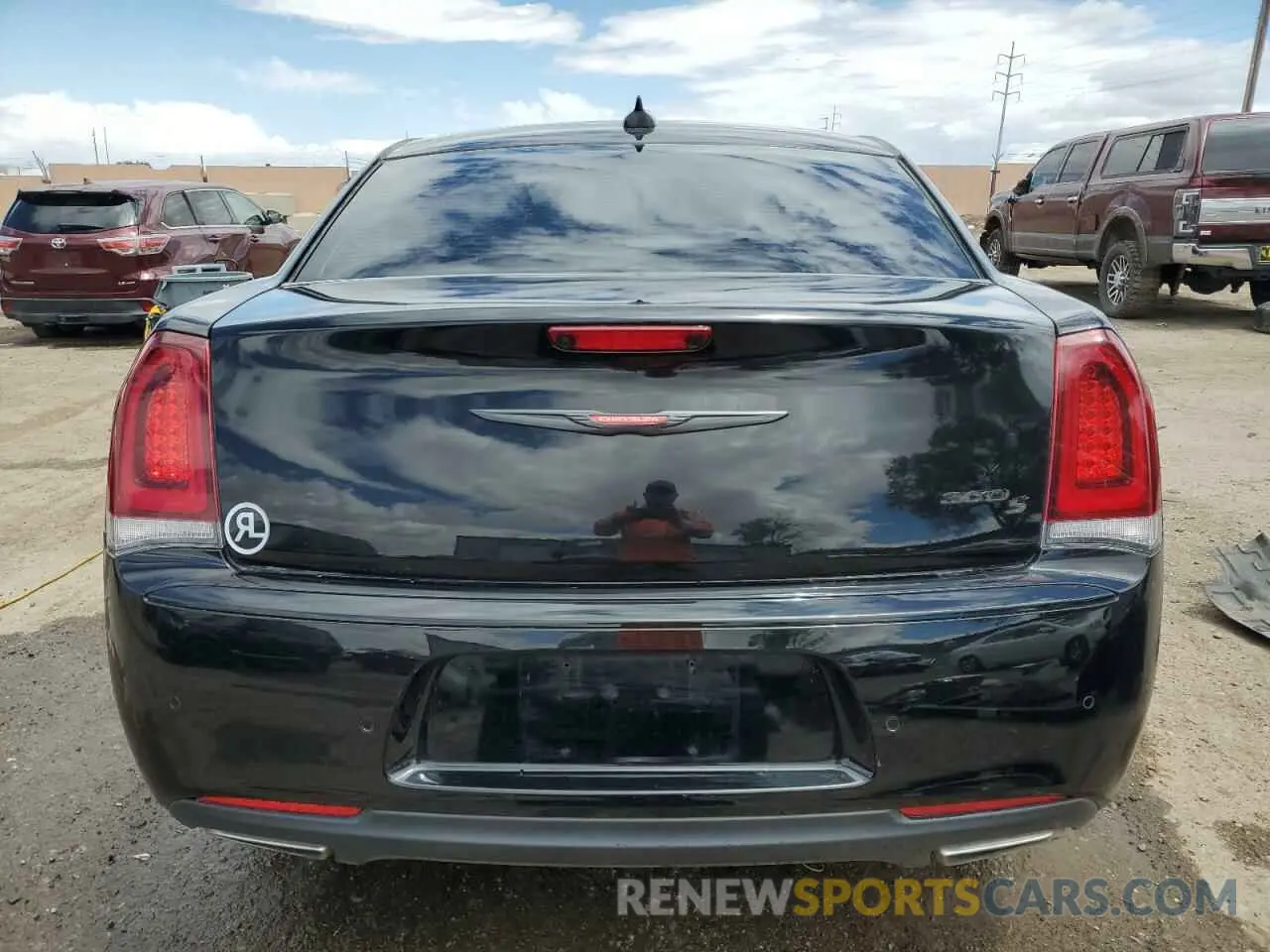 6 Photograph of a damaged car 2C3CCABG7PH524387 CHRYSLER 300 2023