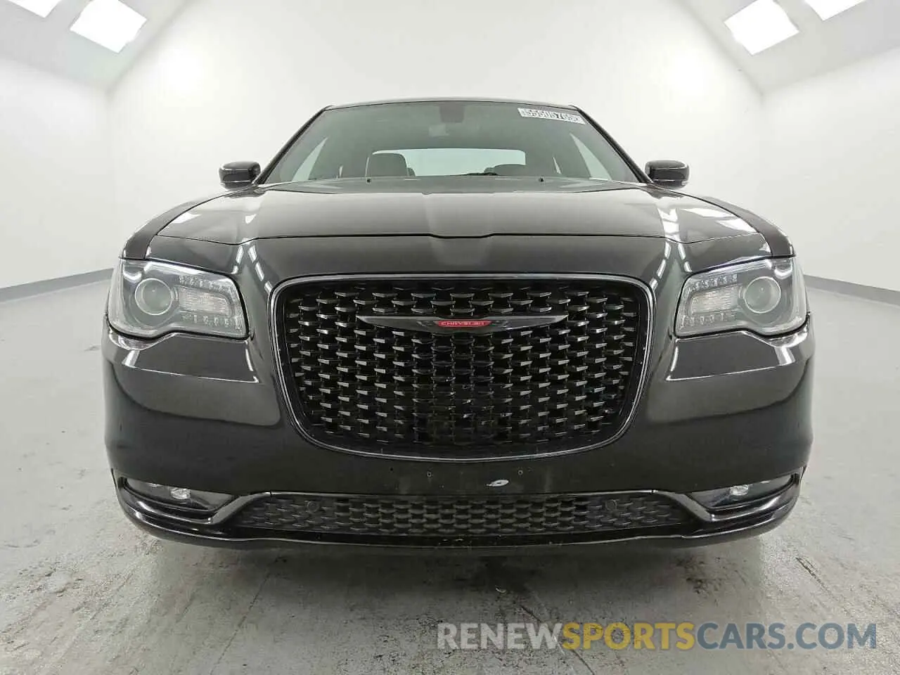 5 Photograph of a damaged car 2C3CCABG8PH633263 CHRYSLER 300 2023