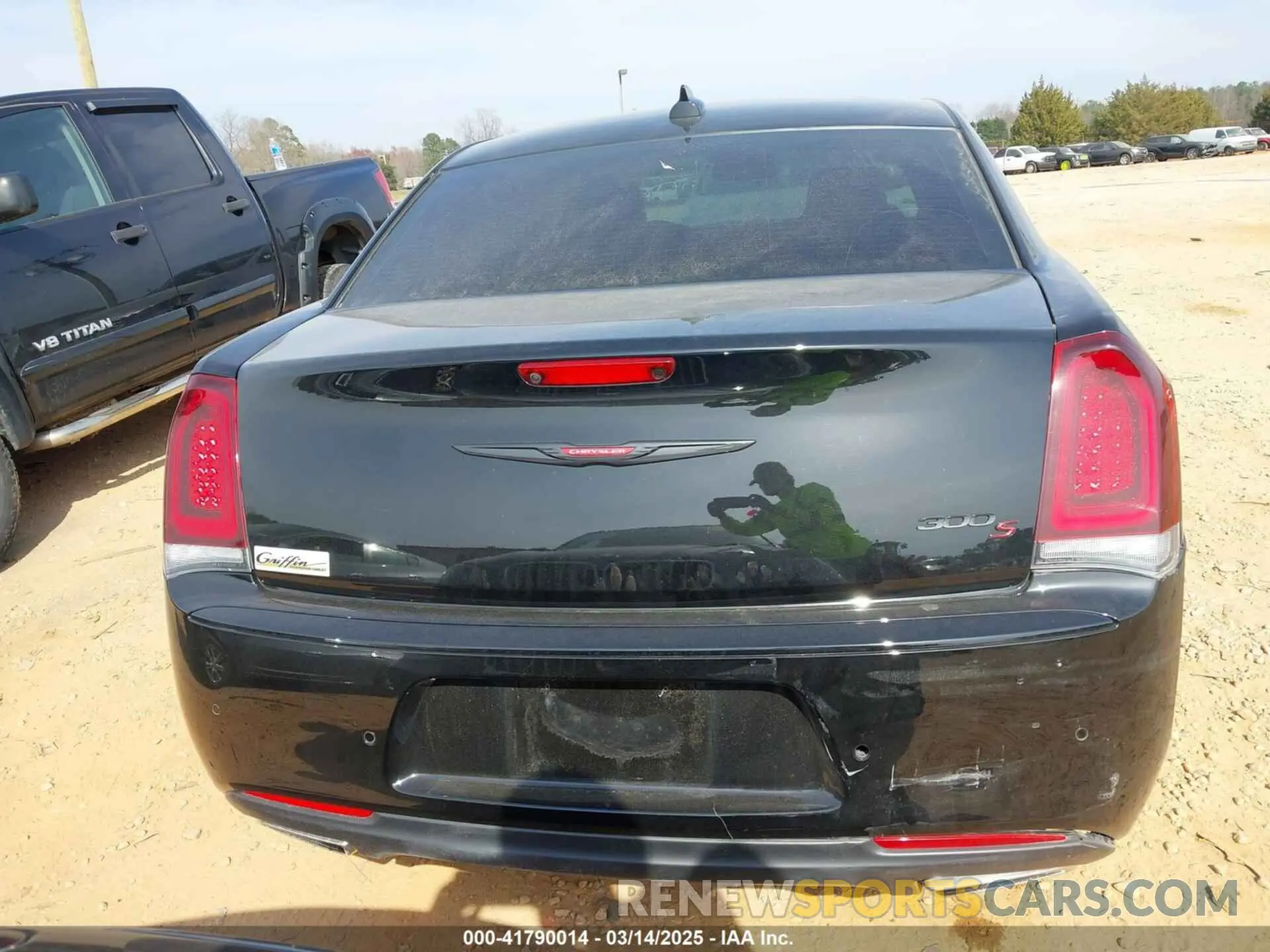 16 Photograph of a damaged car 2C3CCABGXPH676695 CHRYSLER 300 2023