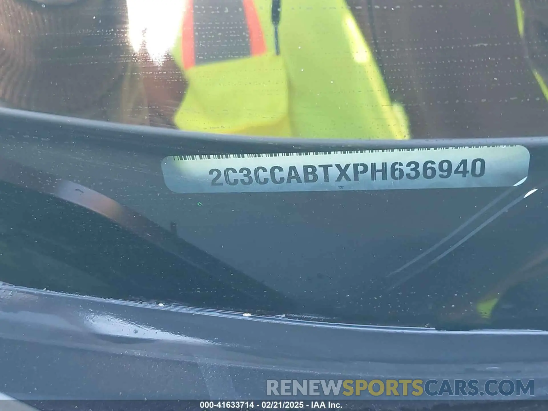 9 Photograph of a damaged car 2C3CCABTXPH636940 CHRYSLER 300 2023