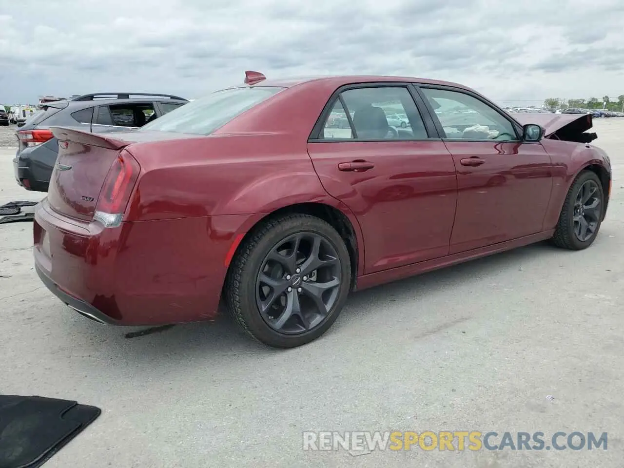 3 Photograph of a damaged car 2C3CCADG0PH520128 CHRYSLER 300 2023
