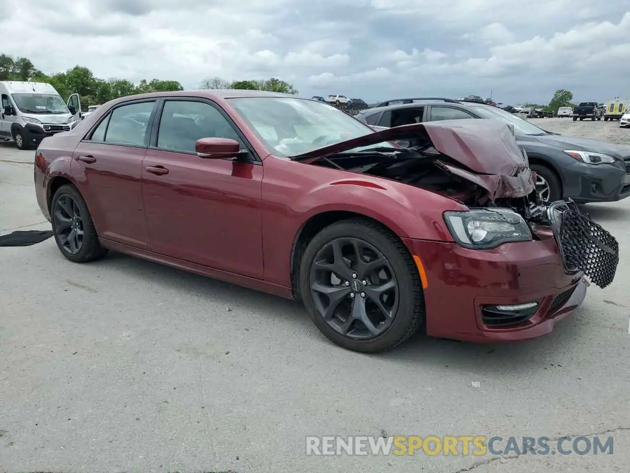 4 Photograph of a damaged car 2C3CCADG0PH520128 CHRYSLER 300 2023