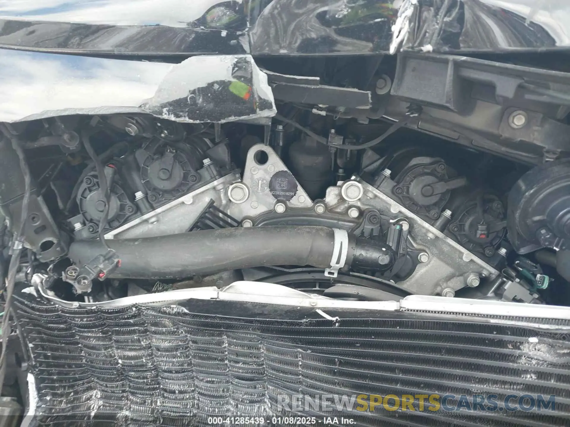 10 Photograph of a damaged car 2C3CCADG6PH613901 CHRYSLER 300 2023