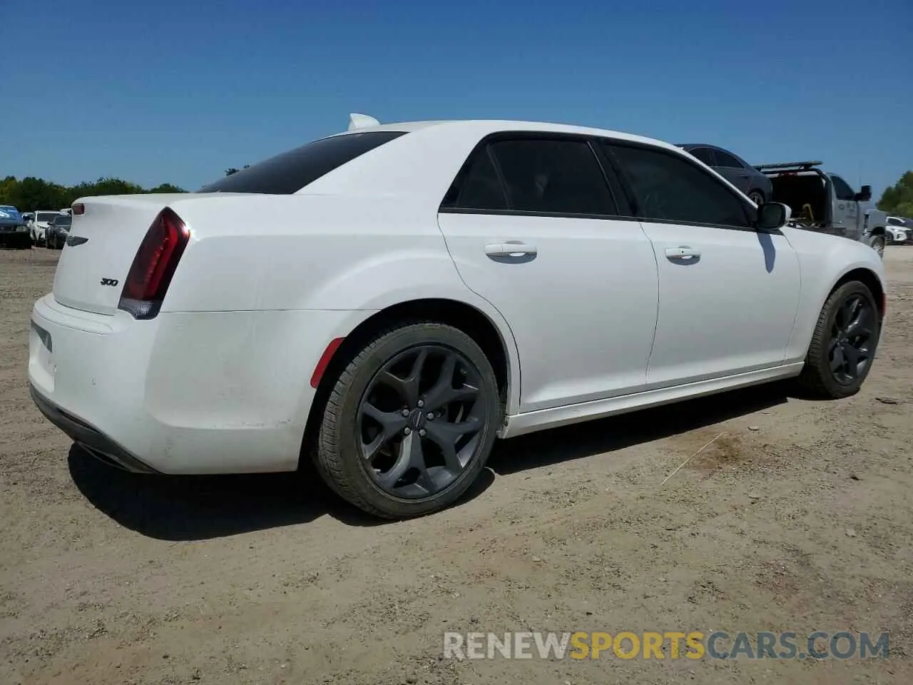 3 Photograph of a damaged car 2C3CCADG7PH691538 CHRYSLER 300 2023