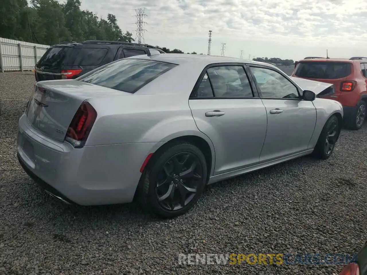 3 Photograph of a damaged car 2C3CCADG9PH569666 CHRYSLER 300 2023