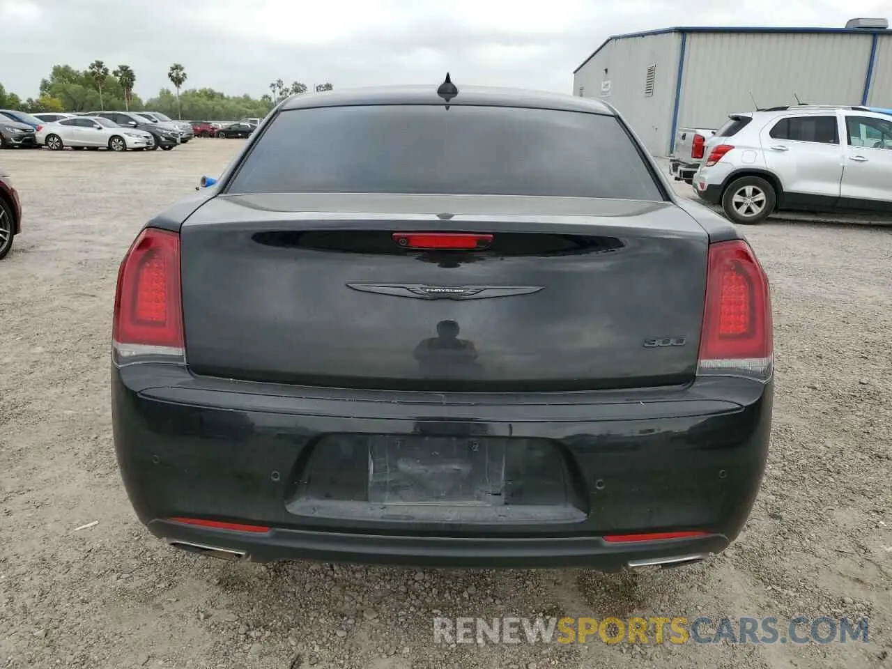 6 Photograph of a damaged car 2C3CCADGXPH647601 CHRYSLER 300 2023