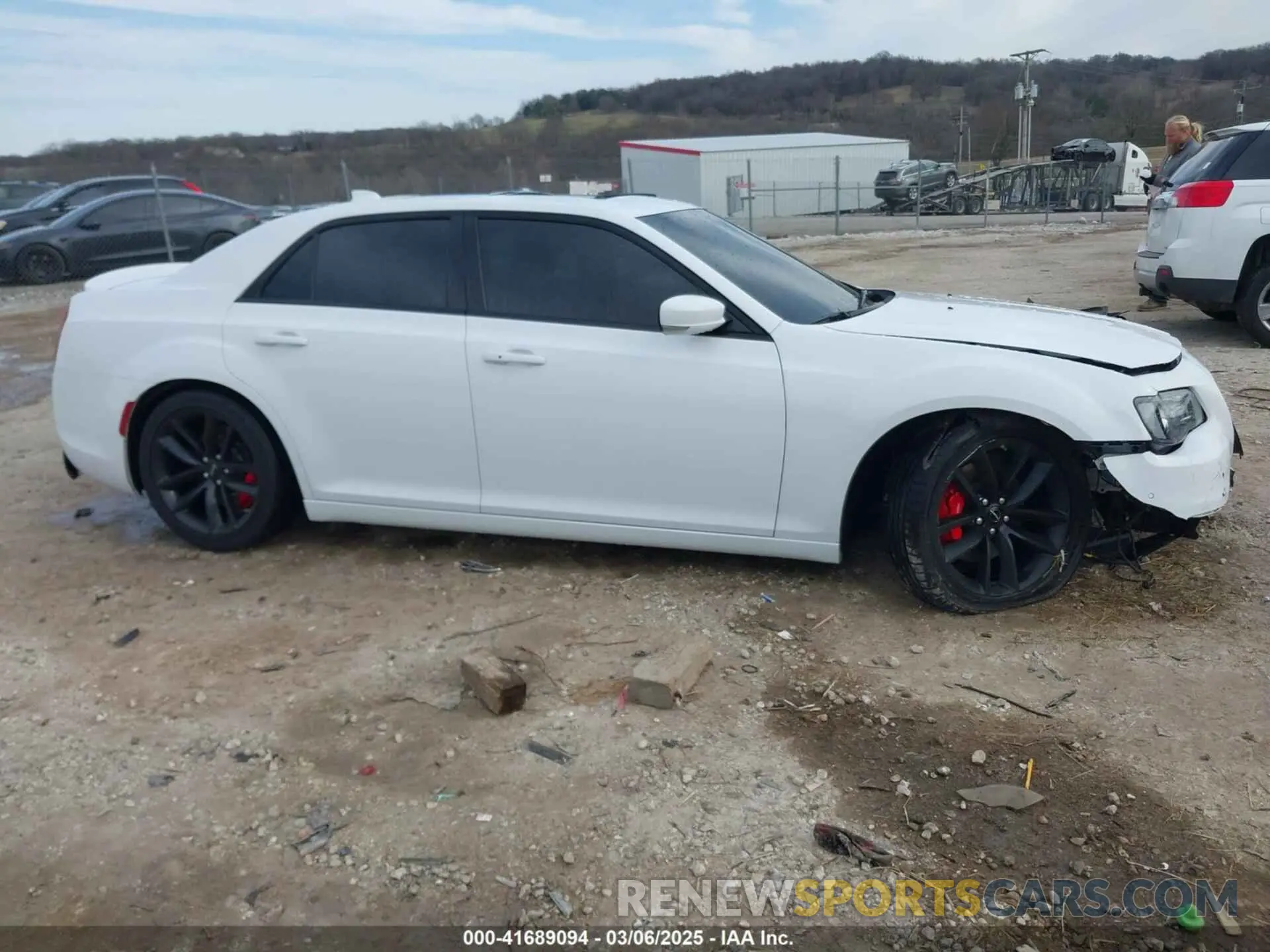 13 Photograph of a damaged car 2C3CCAPJXPH542385 CHRYSLER 300 2023