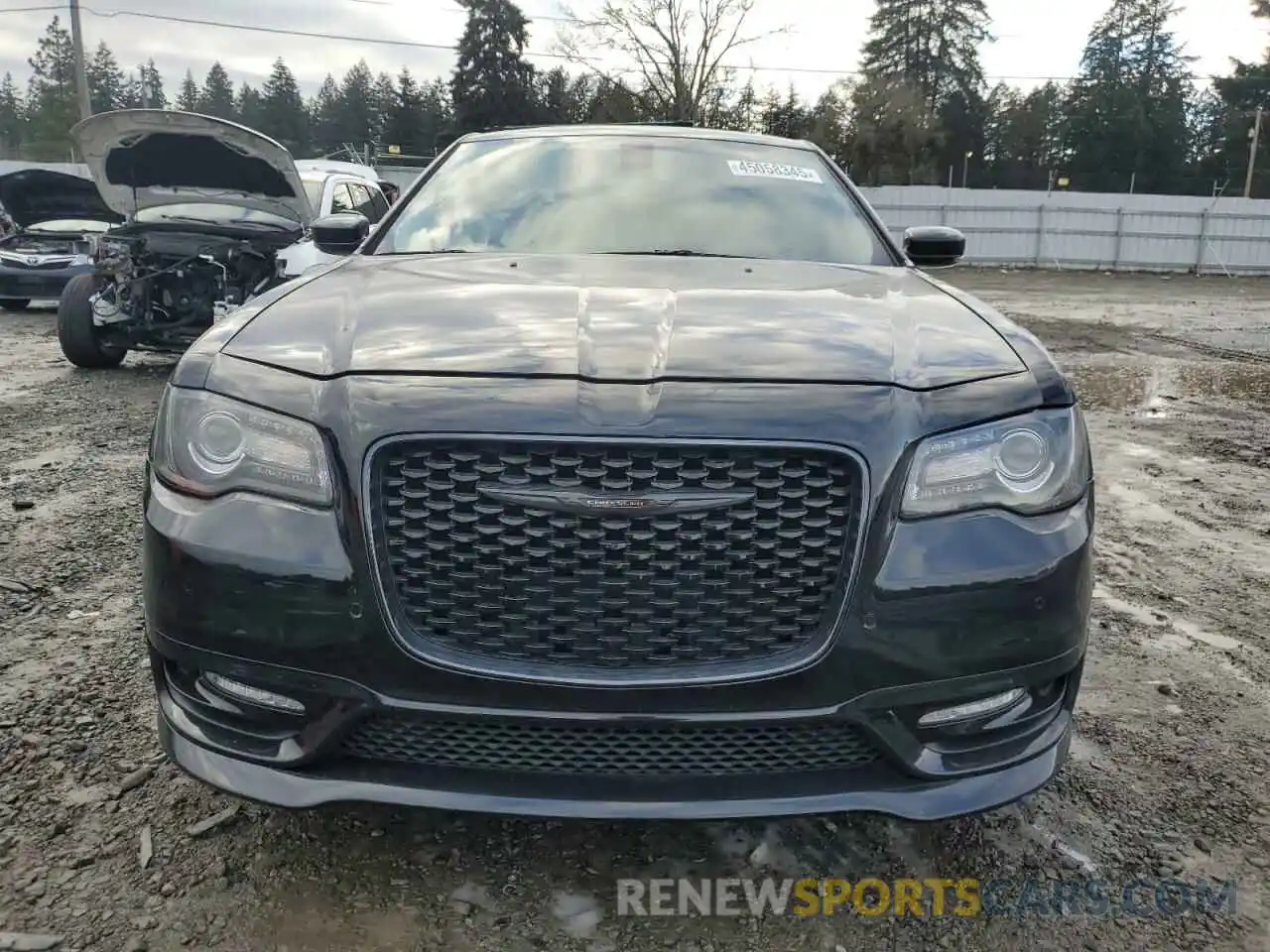 5 Photograph of a damaged car 2C3CCASG9PH538629 CHRYSLER 300 2023