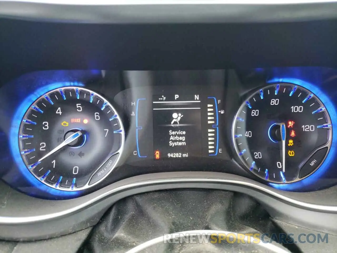 9 Photograph of a damaged car 2C4RC1BG5KR609236 CHRYSLER All Models 2019