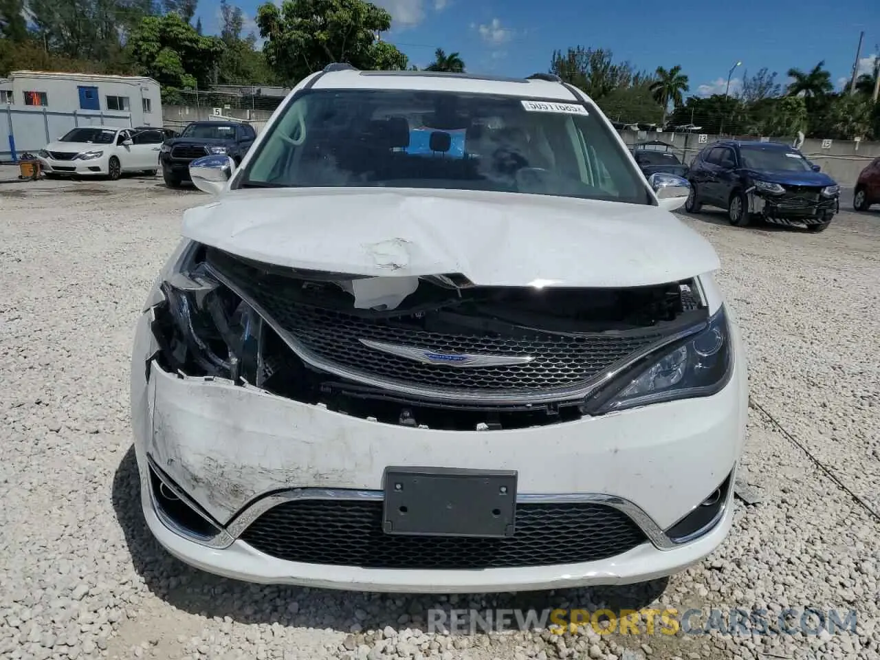 5 Photograph of a damaged car 2C4RC1GG8KR550661 CHRYSLER All Models 2019