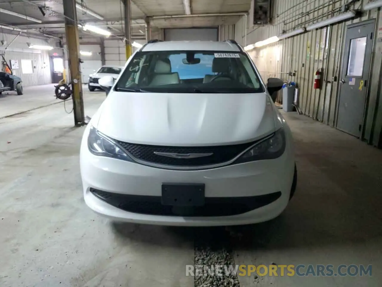 5 Photograph of a damaged car 2C4RC1DG2MR552266 CHRYSLER All Models 2021
