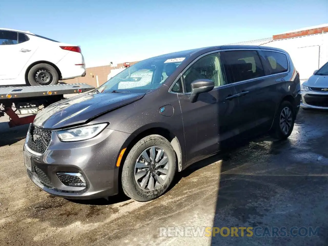 1 Photograph of a damaged car 2C4RC1L72PR554525 CHRYSLER All Models 2023