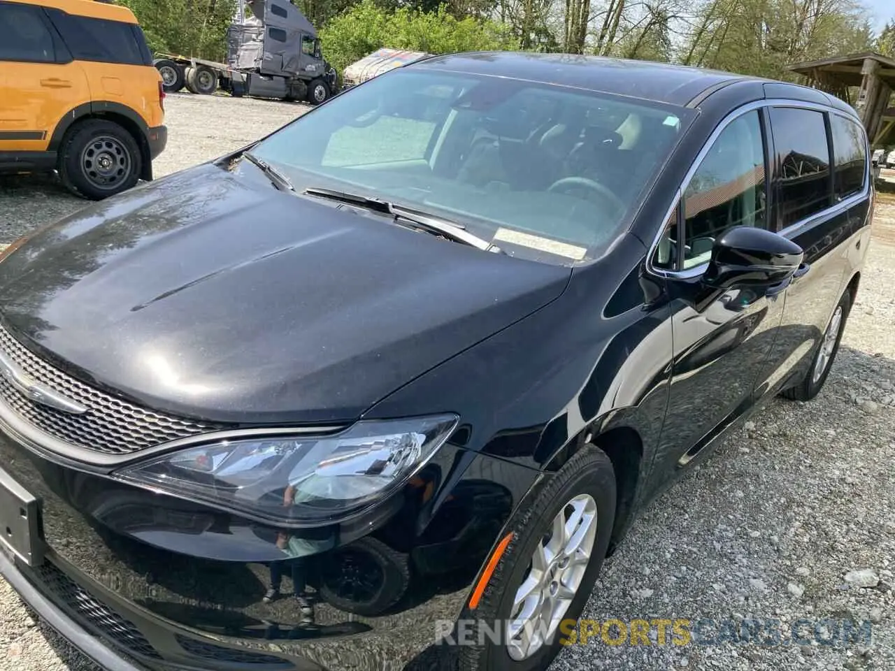 1 Photograph of a damaged car 2C4RC1ZG0RR166395 CHRYSLER GRAND CARA 2024