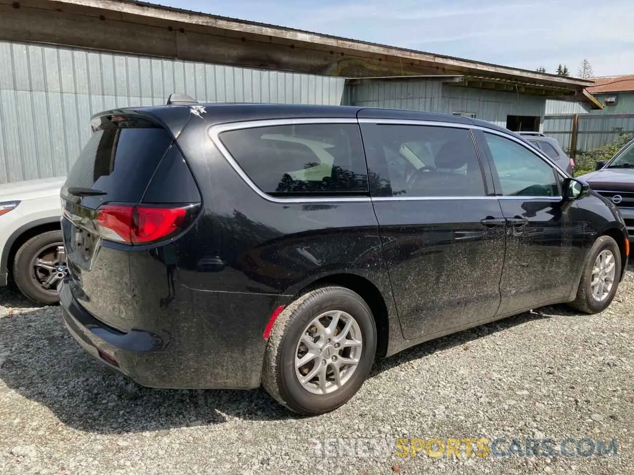 3 Photograph of a damaged car 2C4RC1ZG0RR166395 CHRYSLER GRAND CARA 2024