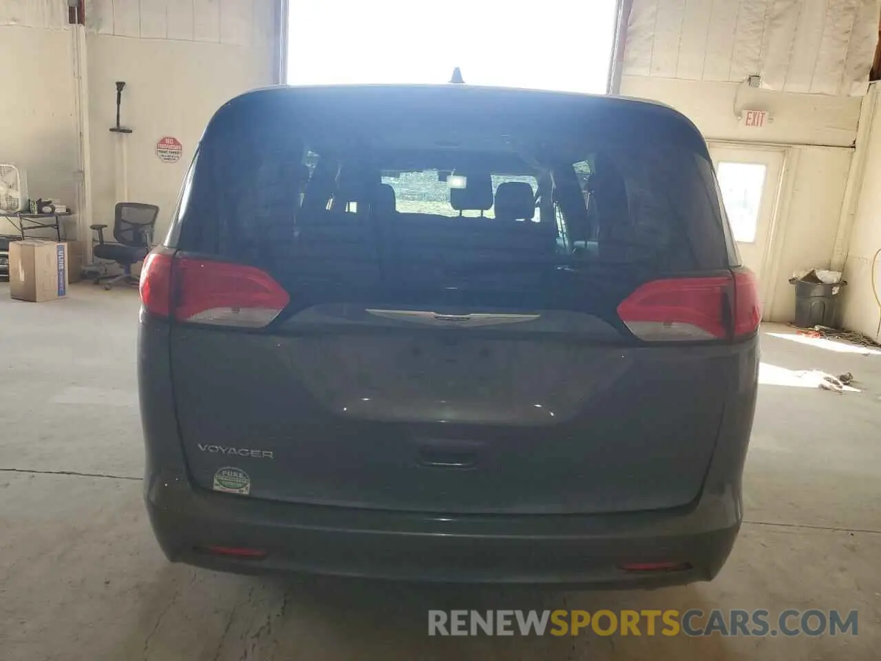 6 Photograph of a damaged car 2C4RC1AG0LR120651 CHRYSLER MINIVAN 2020