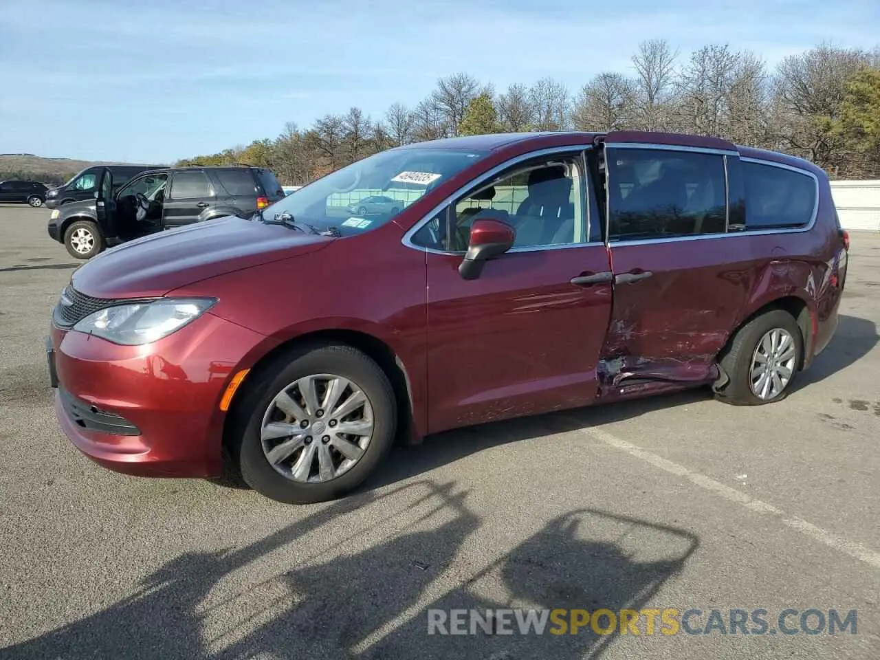 1 Photograph of a damaged car 2C4RC1AG0LR223942 CHRYSLER MINIVAN 2020