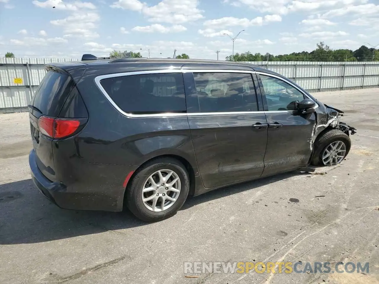 3 Photograph of a damaged car 2C4RC1DG0LR264549 CHRYSLER MINIVAN 2020