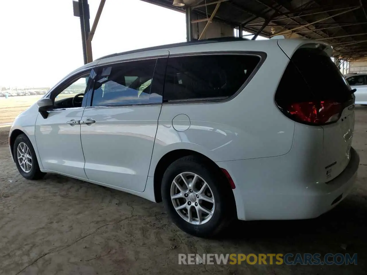 2 Photograph of a damaged car 2C4RC1DG0LR265538 CHRYSLER MINIVAN 2020