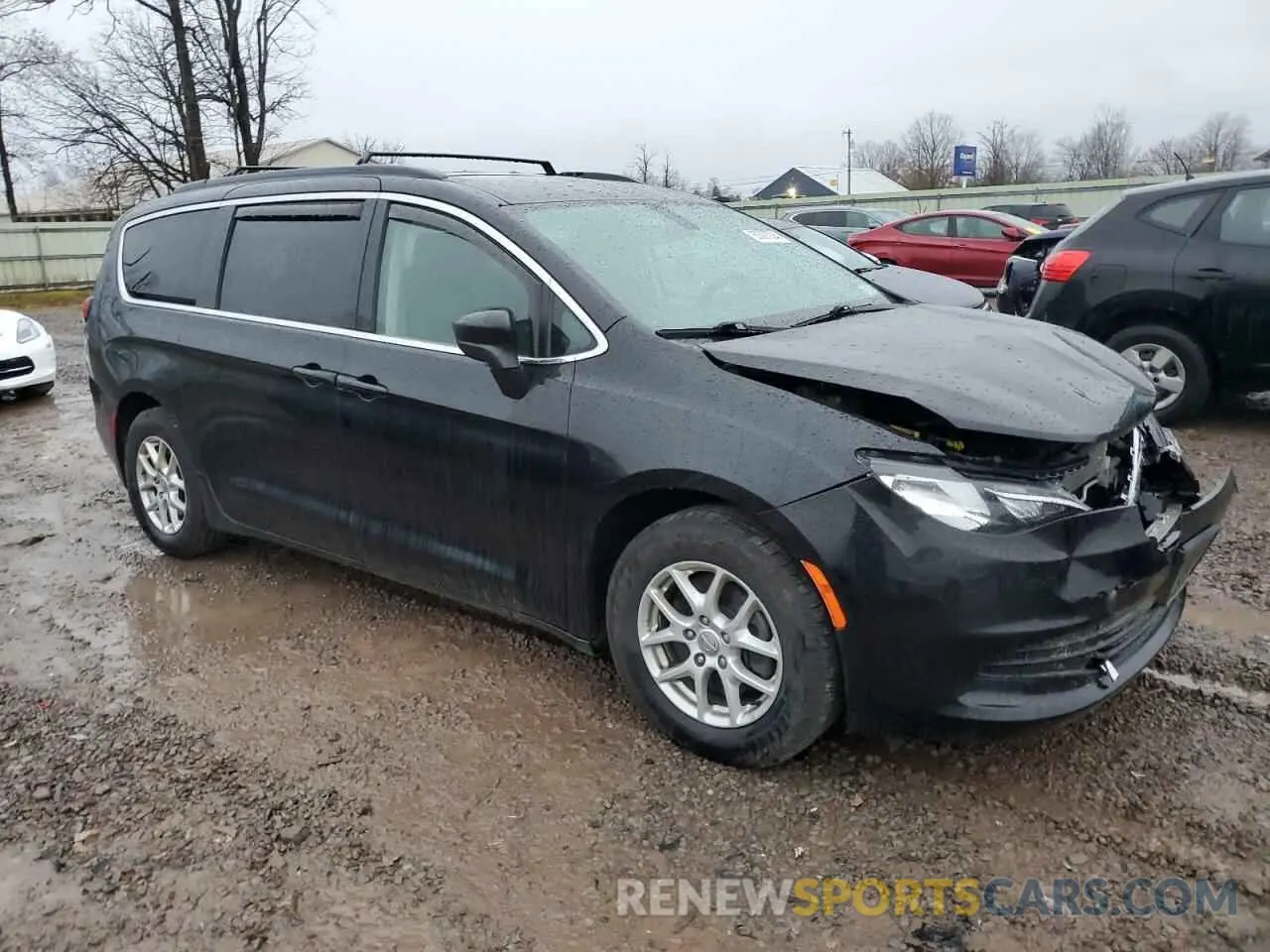 4 Photograph of a damaged car 2C4RC1DG1LR156747 CHRYSLER MINIVAN 2020