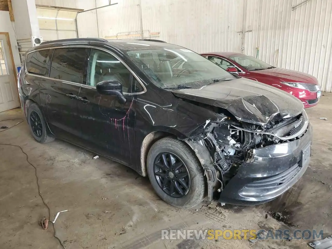 4 Photograph of a damaged car 2C4RC1DG1LR262227 CHRYSLER MINIVAN 2020