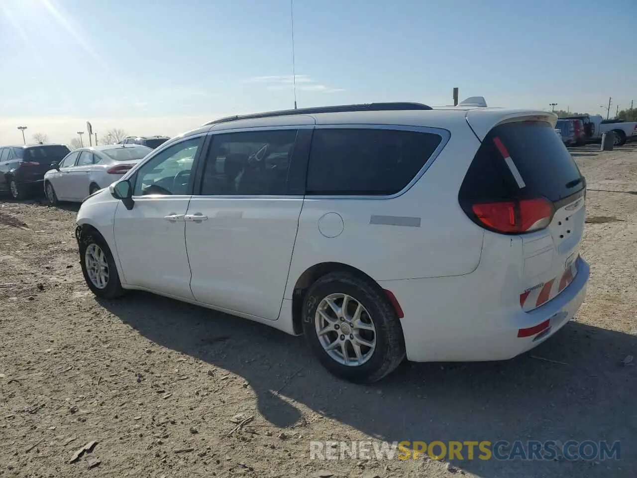 2 Photograph of a damaged car 2C4RC1DG1LR268285 CHRYSLER MINIVAN 2020