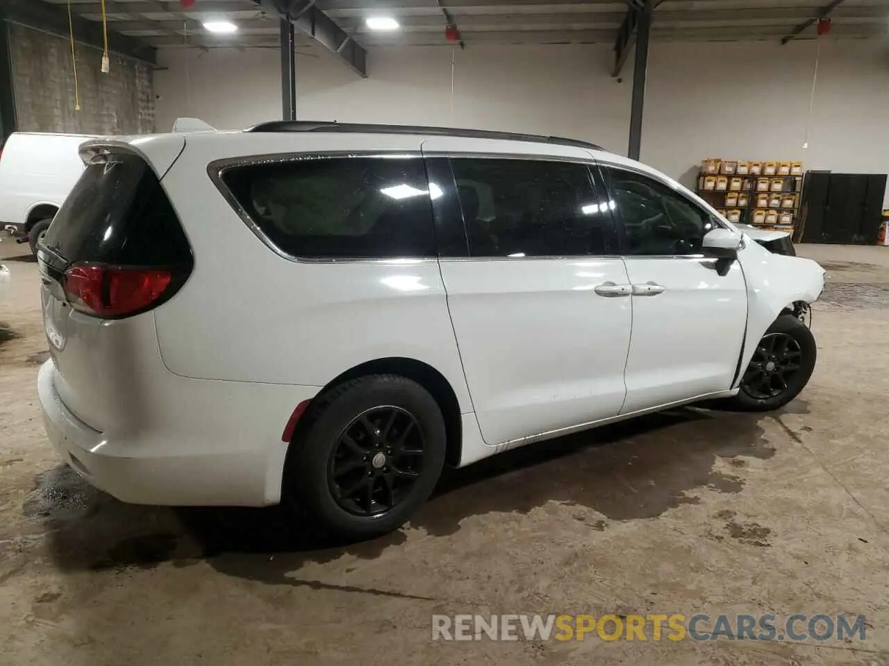 3 Photograph of a damaged car 2C4RC1DG2LR172519 CHRYSLER MINIVAN 2020