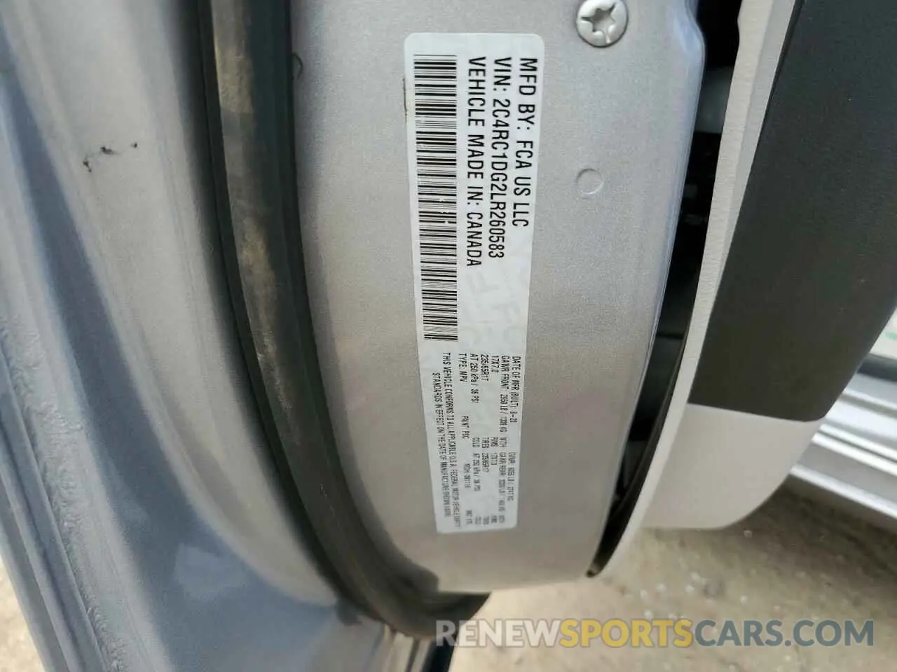 15 Photograph of a damaged car 2C4RC1DG2LR260583 CHRYSLER MINIVAN 2020