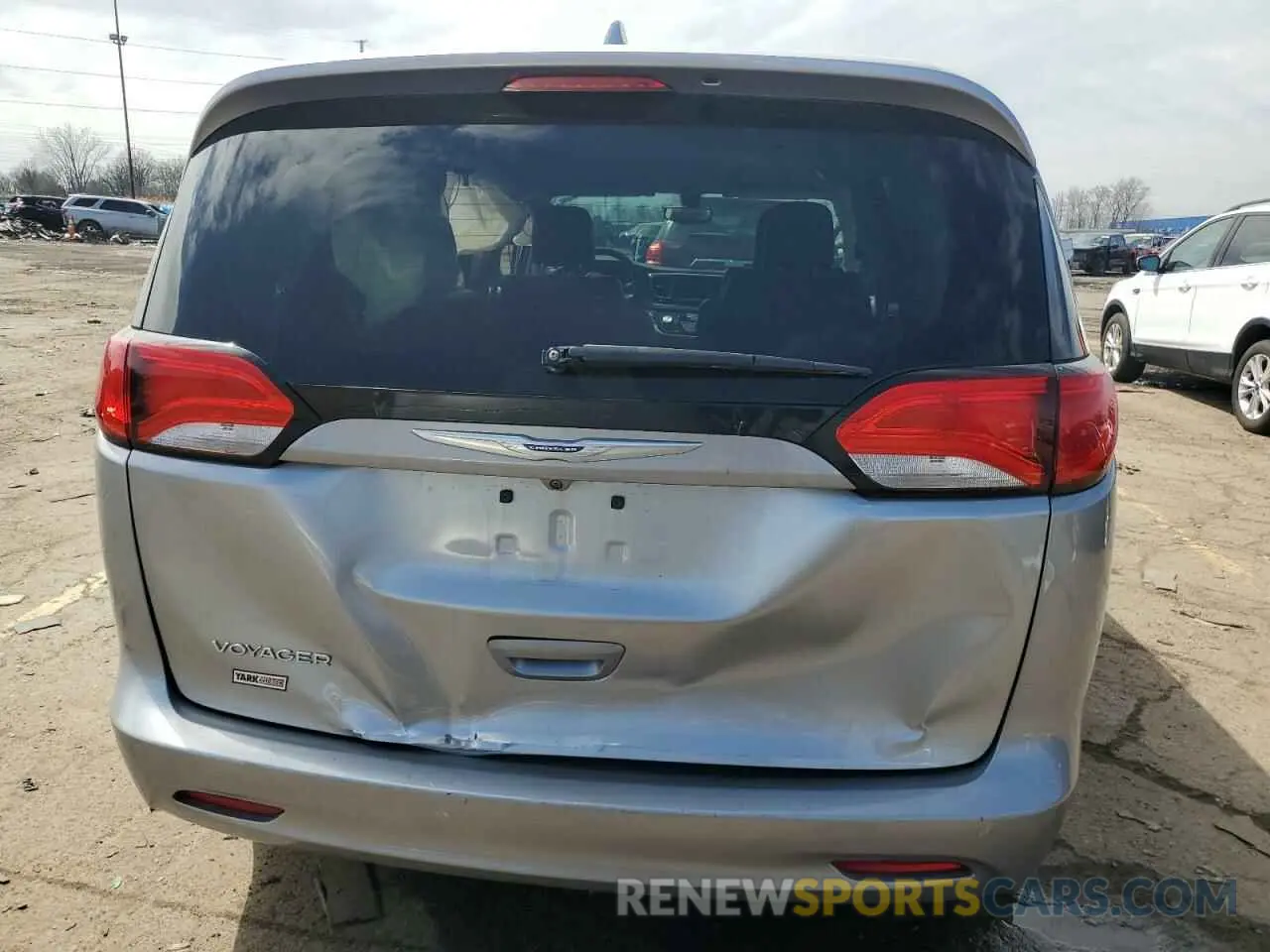 6 Photograph of a damaged car 2C4RC1DG2LR260583 CHRYSLER MINIVAN 2020
