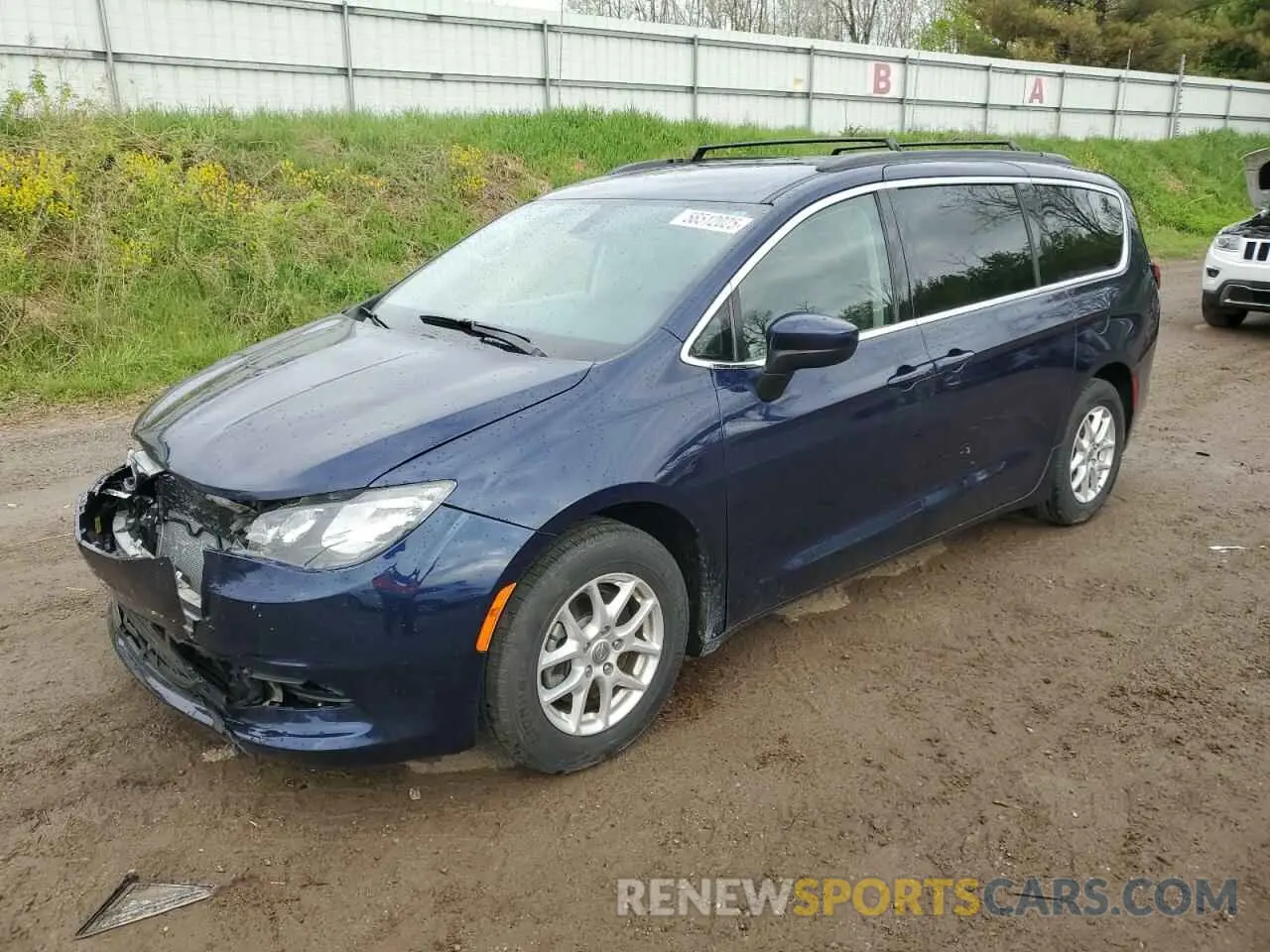 1 Photograph of a damaged car 2C4RC1DG4LR163255 CHRYSLER MINIVAN 2020