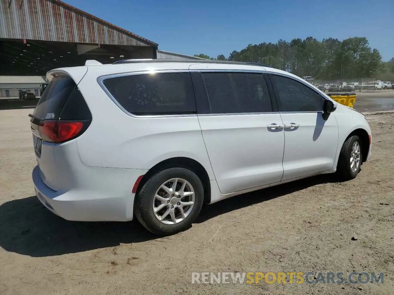 3 Photograph of a damaged car 2C4RC1DG8LR156664 CHRYSLER MINIVAN 2020